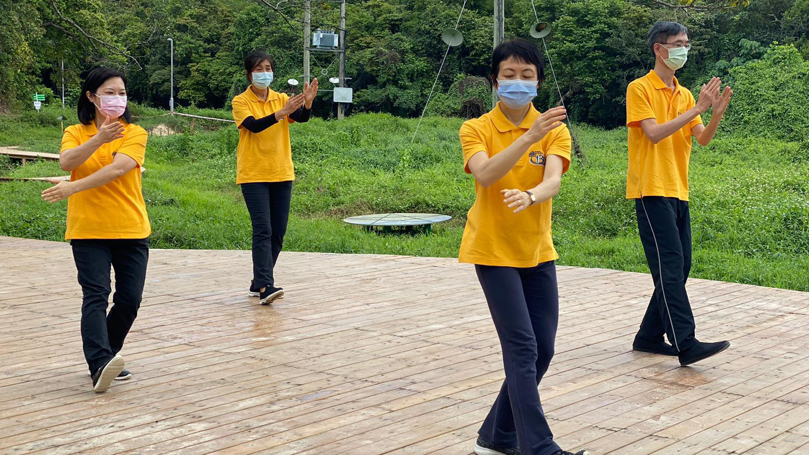 志明神父偕同助教們細味太極靈修